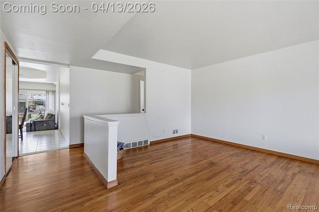 31541 Carion Drive, Warren, MI 48092