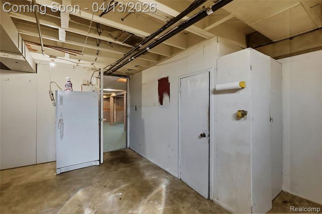 31541 Carion Drive, Warren, MI 48092