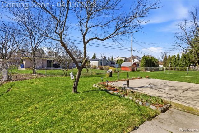 31541 Carion Drive, Warren, MI 48092