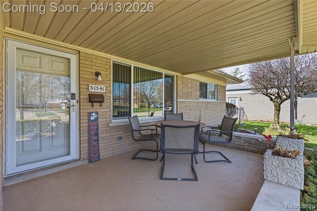 31541 Carion Drive, Warren, MI 48092