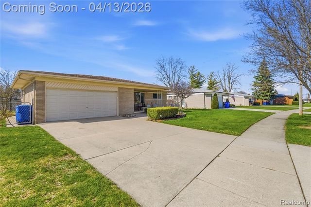 31541 Carion Drive, Warren, MI 48092