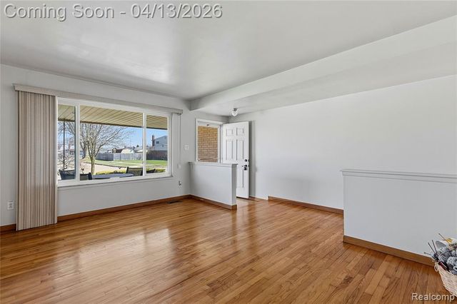 31541 Carion Drive, Warren, MI 48092