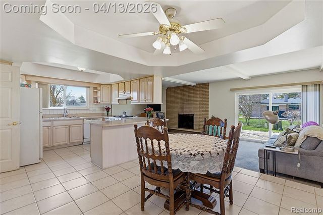 31541 Carion Drive, Warren, MI 48092