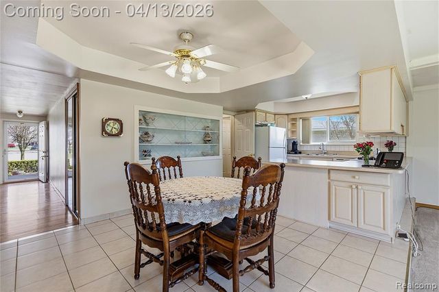 31541 Carion Drive, Warren, MI 48092