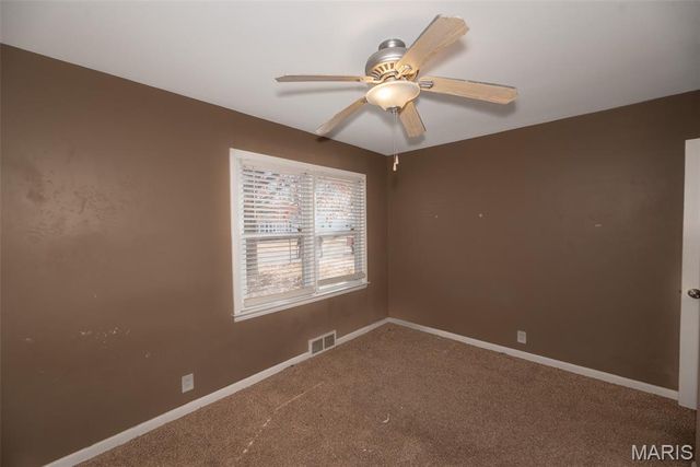 45 La Venta Drive, Florissant, MO 63031