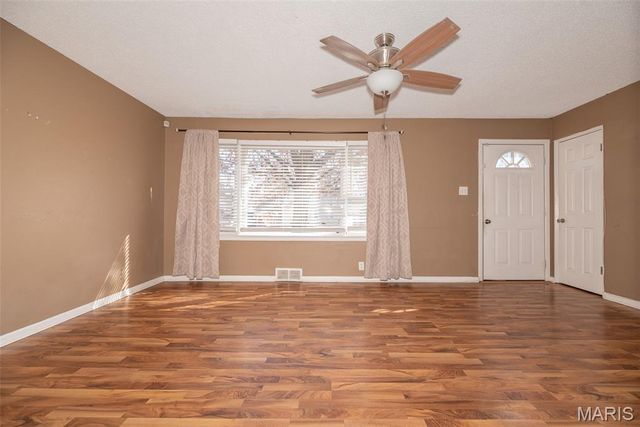 45 La Venta Drive, Florissant, MO 63031