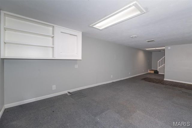 45 La Venta Drive, Florissant, MO 63031