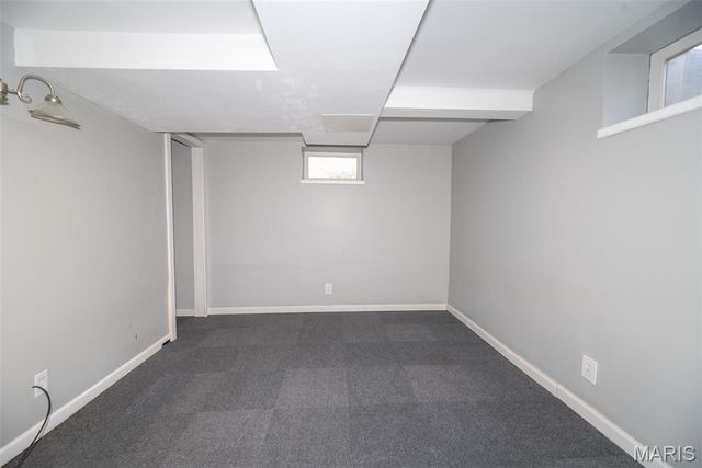 45 La Venta Drive, Florissant, MO 63031