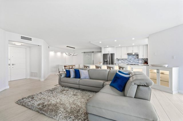 500 S Ocean Boulevard 801, Boca Raton, FL 33432