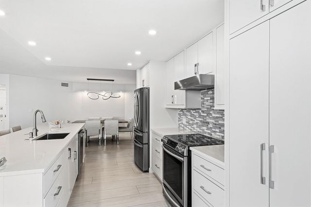 500 S Ocean Boulevard 801, Boca Raton, FL 33432