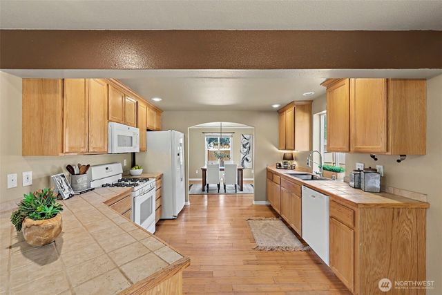 12105 118th Street E, Puyallup, WA 98374