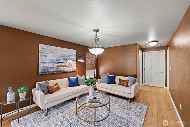 12105 118th Street E, Puyallup, WA 98374
