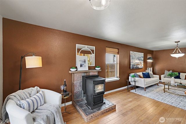 12105 118th Street E, Puyallup, WA 98374