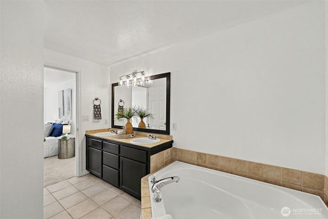 12105 118th Street E, Puyallup, WA 98374
