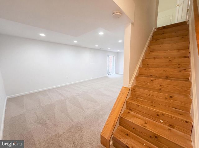 3211 FOX MILL RD, Oakton, VA 22124