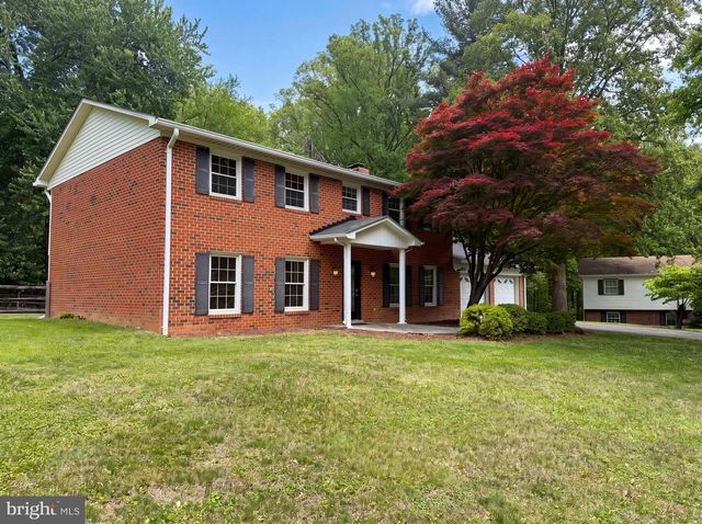 3211 FOX MILL RD, Oakton, VA 22124