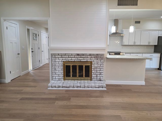 876 Heritage Village A, Southbury, CT 06488