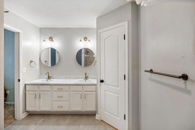 2283 Harlan Avenue, Fort Walton Beach, FL 32547