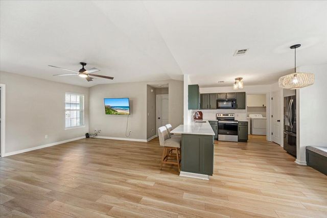 2283 Harlan Avenue, Fort Walton Beach, FL 32547