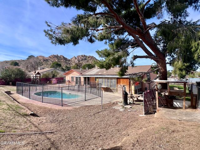 40020 E 176th Street, Palmdale, CA 93591