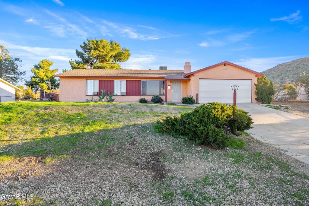 40020 E 176th Street, Palmdale, CA 93591