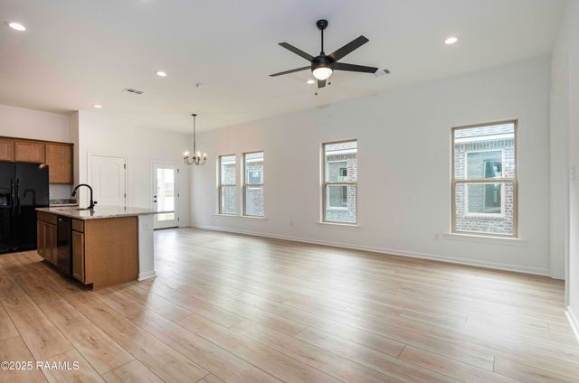 300 Wakely Court, Lafayette, LA 70506