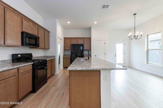 300 Wakely Court, Lafayette, LA 70506