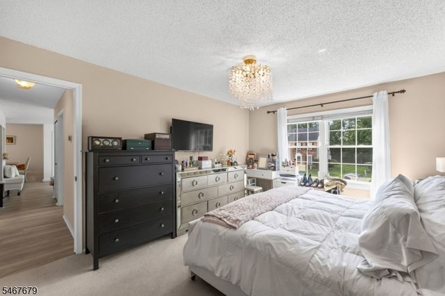 1009 Breckenridge Dr, Branchburg Twp., NJ 08876