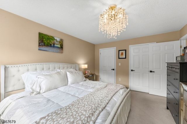 1009 Breckenridge Dr, Branchburg Twp., NJ 08876