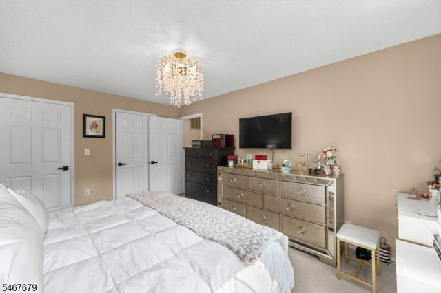 1009 Breckenridge Dr, Branchburg Twp., NJ 08876