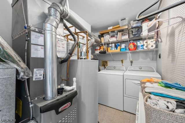 1009 Breckenridge Dr, Branchburg Twp., NJ 08876