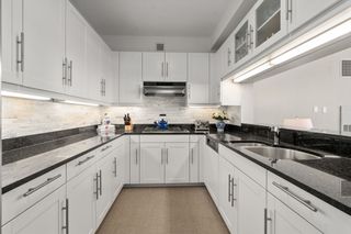 1 Charles Street South 5H, Boston, MA 02116