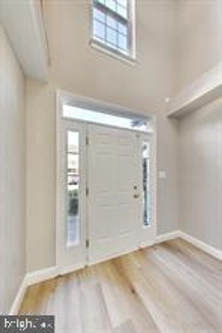 45459 HERITAGE TRAIL SQ, Sterling, VA 20164