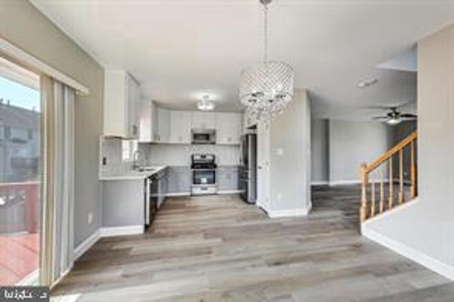 45459 HERITAGE TRAIL SQ, Sterling, VA 20164