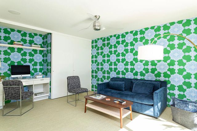 318 Desert Lakes Drive, Palm Springs, CA 92264