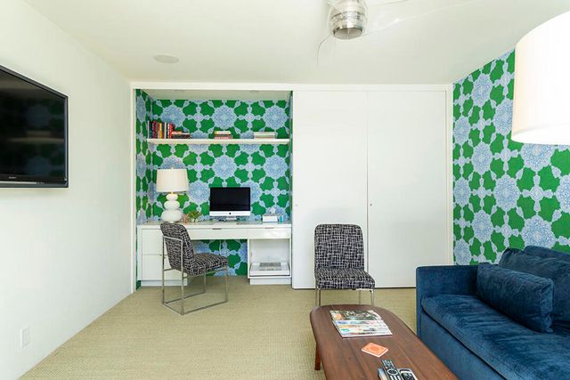 318 Desert Lakes Drive, Palm Springs, CA 92264