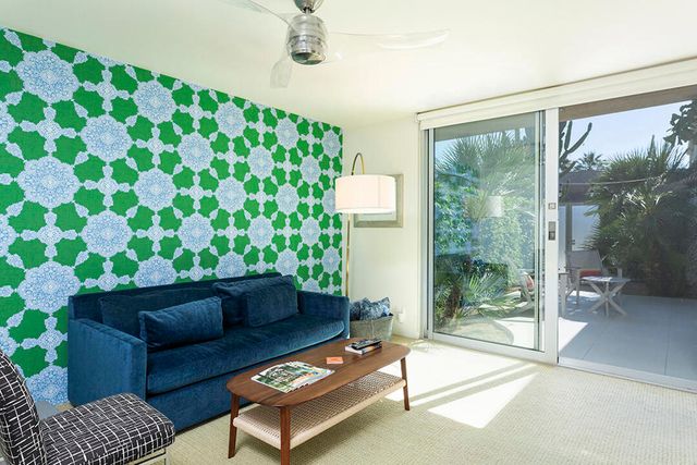 318 Desert Lakes Drive, Palm Springs, CA 92264