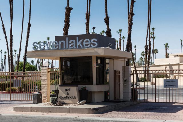 318 Desert Lakes Drive, Palm Springs, CA 92264