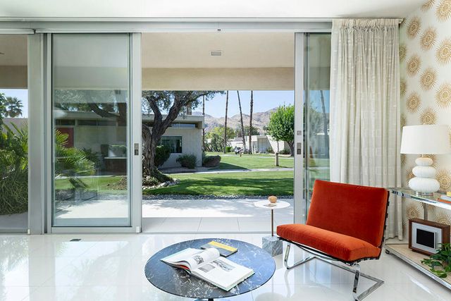 318 Desert Lakes Drive, Palm Springs, CA 92264