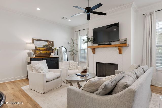 100 Sandstone Avenue, Scott, LA 70583