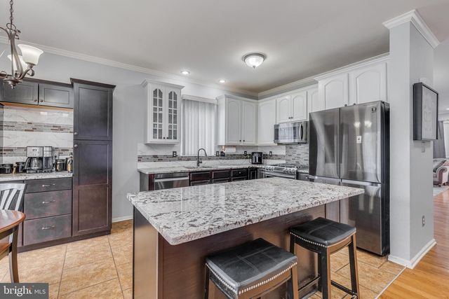 56 SENECA LN, Bordentown, NJ 08505