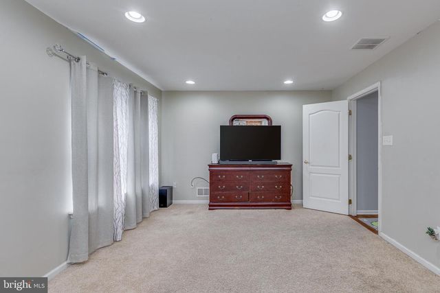 56 SENECA LN, Bordentown, NJ 08505