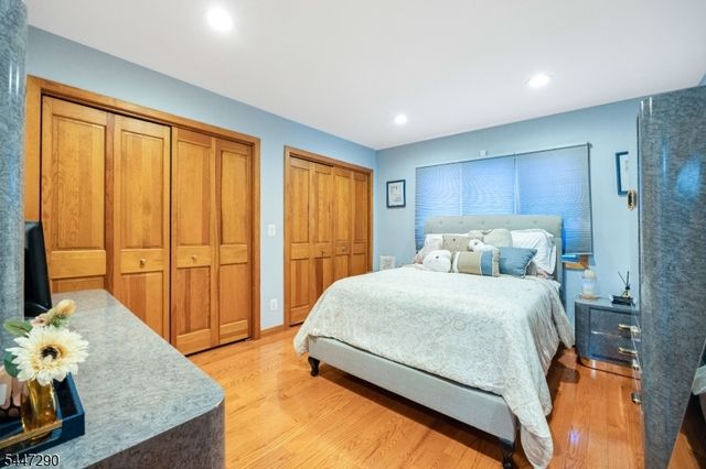 141 Burton Ave, Hasbrouck Heights Boro, NJ 07604