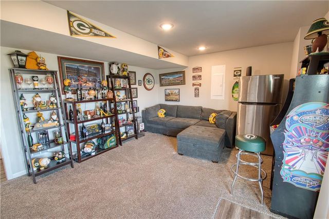 715 Shane Lane, Belton, MO 64012