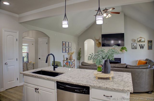 12808 E 69th Street North, Owasso, OK 74055