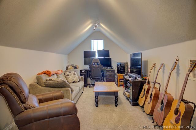12808 E 69th Street North, Owasso, OK 74055