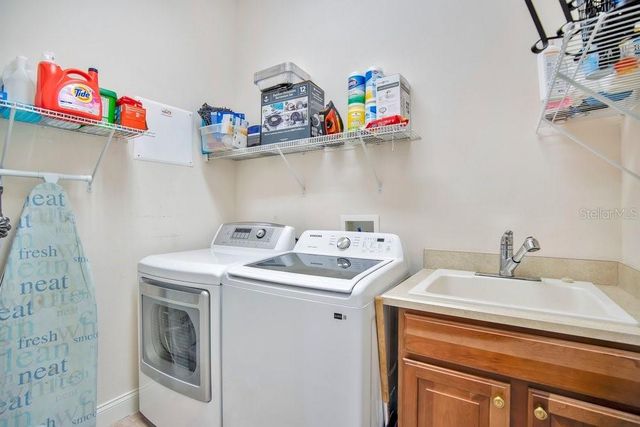 353 HAMMOCK OAK CIRCLE, Debary, FL 32713