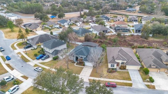 353 HAMMOCK OAK CIRCLE, Debary, FL 32713