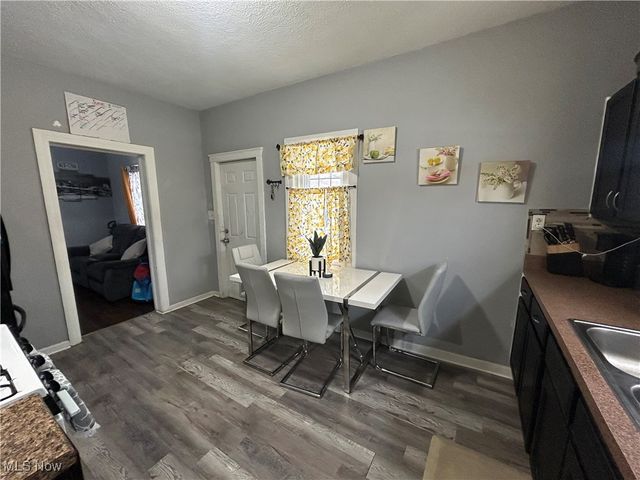 2710 Althen Avenue, Cleveland, OH 44109