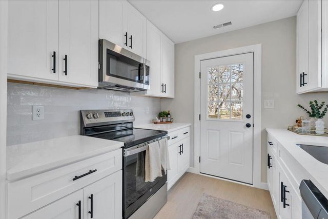 3323 Collingwood ST, Roanoke, VA 24012